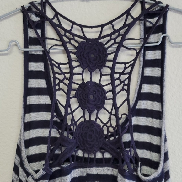 (5/$25) Navy blue and grey tank top - size m - Picture 5 of 6